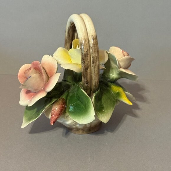 Vintage Capodimonte Flower Sculpture Italy Figurine Gricci Fabar Basket Nuova
